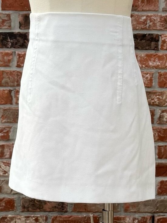 Dresses & Skirts - White mini skirt
